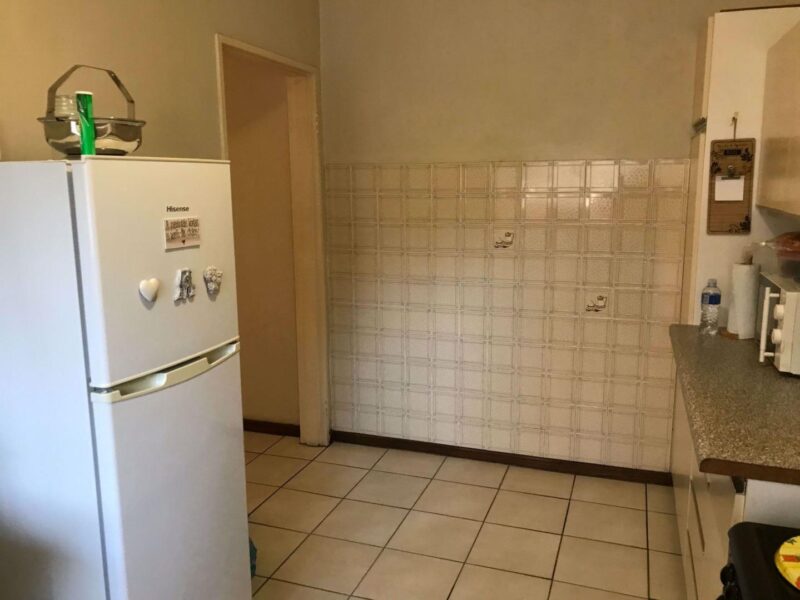 2 Bedroom Apartment / Flat to Rent in Clarendon R6000 - Image 2